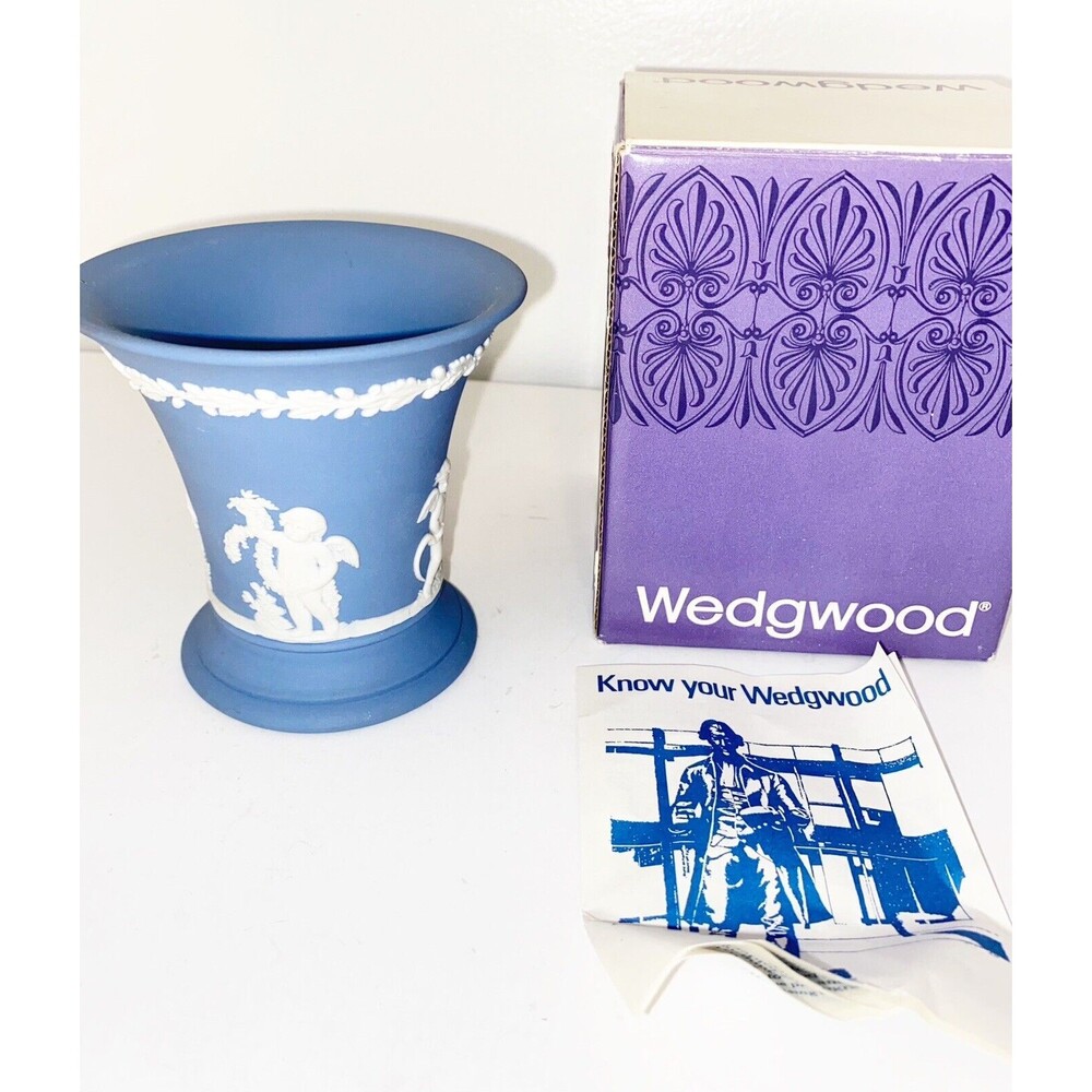Vintage Wedgwood Jasper Posy Pot Four Seasons Cupids Posy Vase